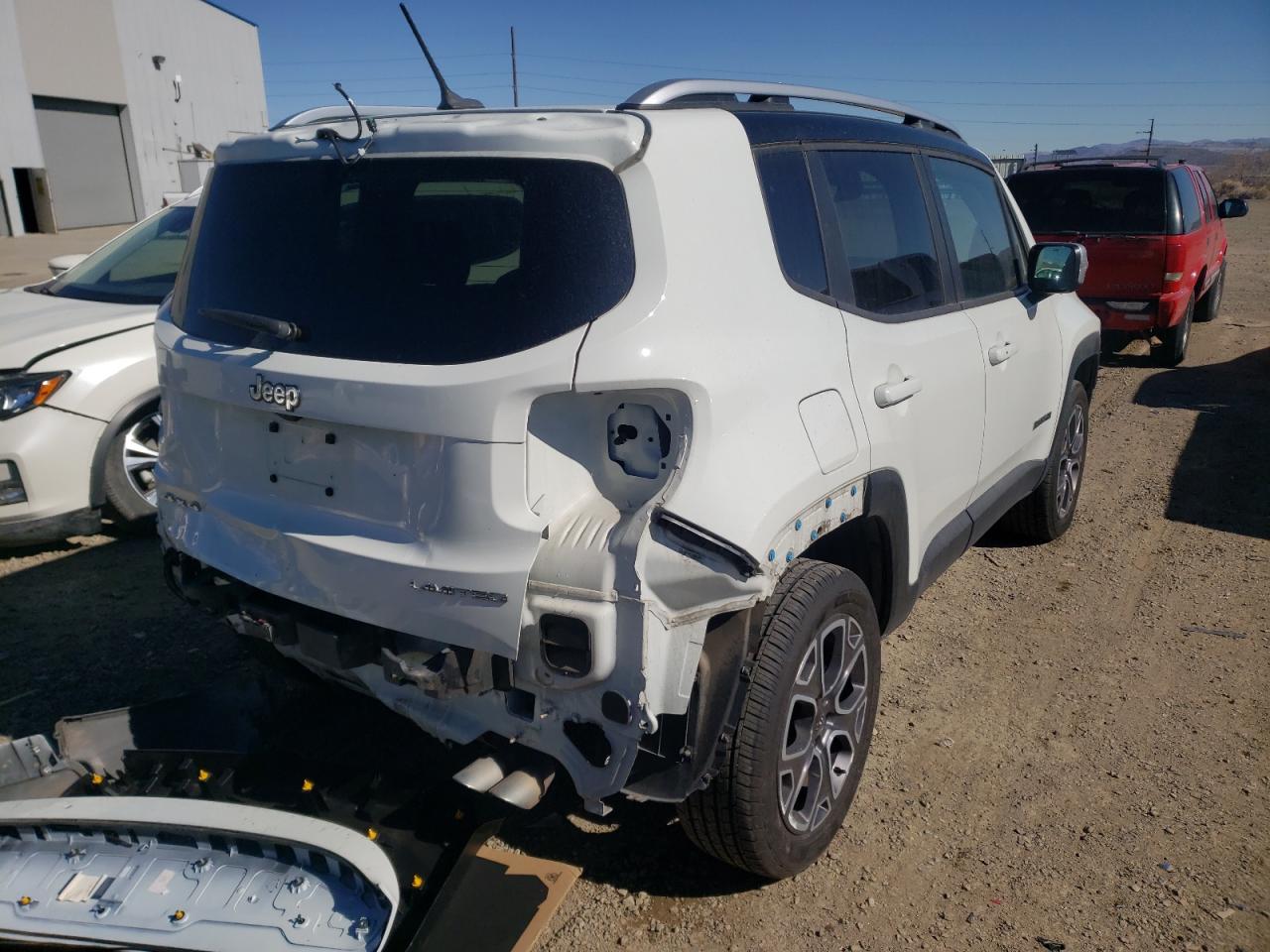 Photo 4 from auction – 2017 JEEP RENEGADE L with VIN ZACCJBDB9HPE79090