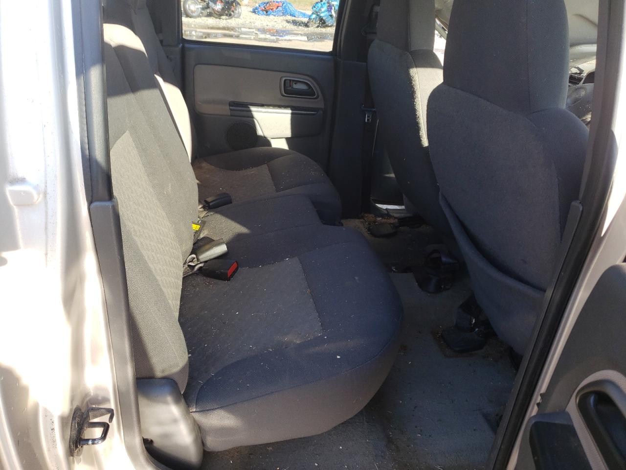 Photo 6 from auction – 2005 GMC CANYON with VIN 1GTCS136858122286
