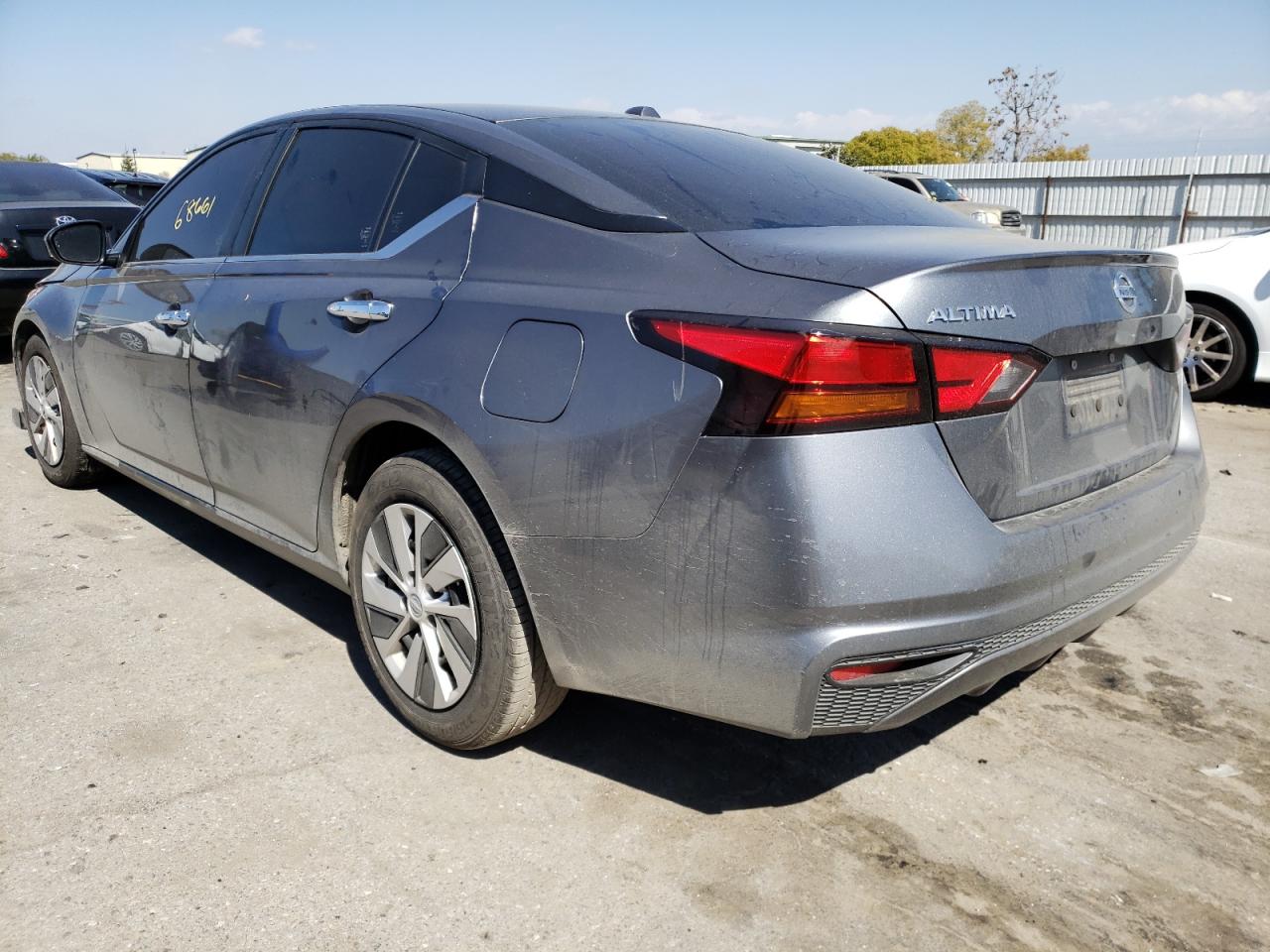 Photo 3 from auction – 2019 NISSAN ALTIMA S with VIN 1N4BL4BV2KC247043