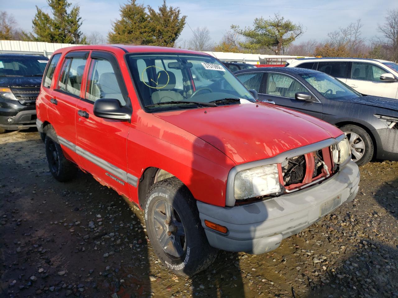 CHEVROLET TRACKER 2000 with VIN 2CNBJ13C6Y6927729 - Photo from auction