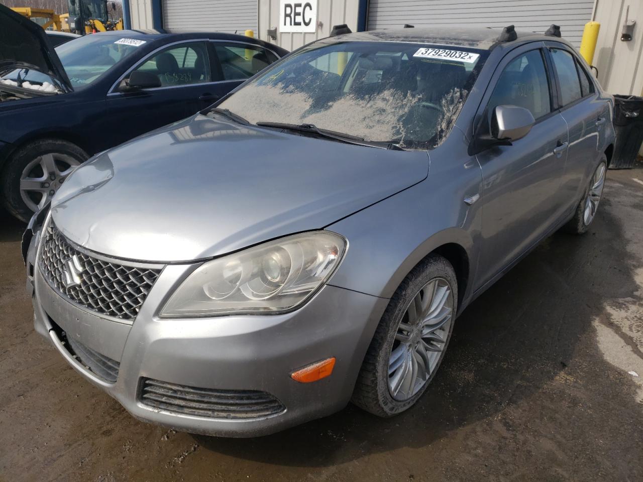 Foto 2 de la subasta – 2012 SUZUKI KIZASHI SE con VIN JS2RF9A3XC6101427
