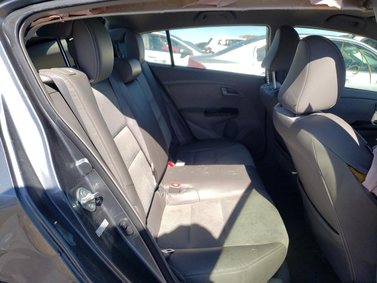 Photo 6 from auction – 2013 HONDA INSIGHT EX with VIN JHMZE2H74DS001828