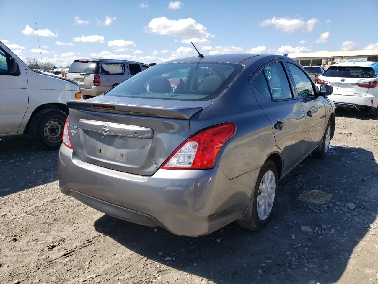 Photo 4 from auction – 2018 NISSAN VERSA S with VIN 3N1CN7AP3JL868763