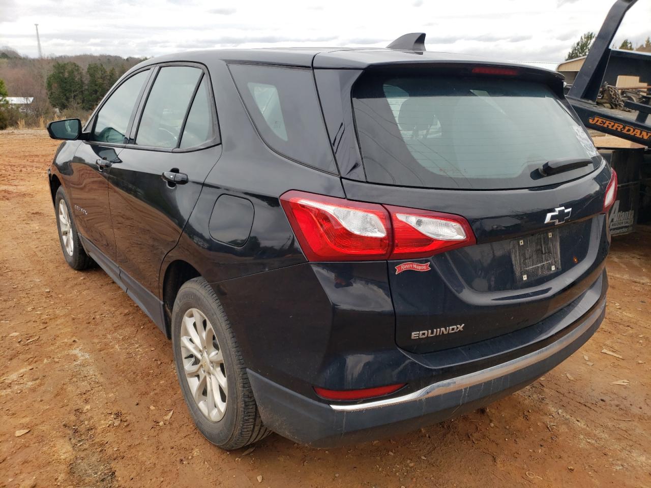 Photo 3 from auction – 2018 CHEVROLET EQUINOX LS with VIN 2GNAXHEV8J6290667
