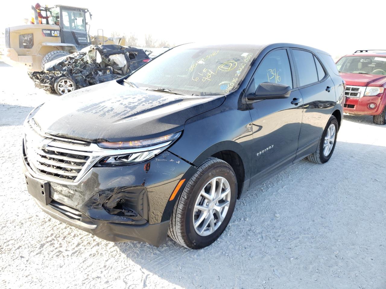 Photo 2 from auction – 2022 CHEVROLET EQUINOX LS with VIN 2GNAXHEV9N6101904
