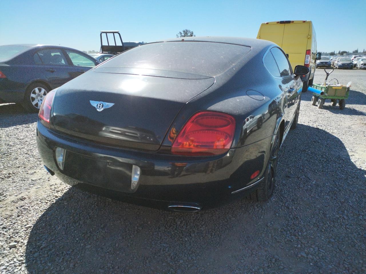 Photo 9 from auction – 2004 BENTLEY CONTINENTA with VIN SCBCR63W44C021012