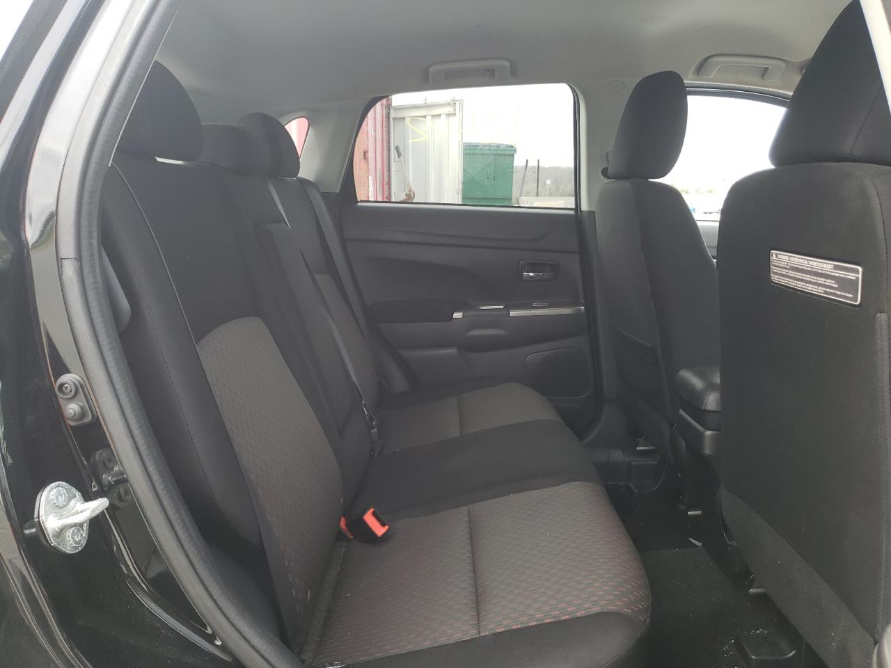 Photo 6 from auction – 2018 MITSUBISHI OUTLANDER with VIN JA4AP3AU3JU019360