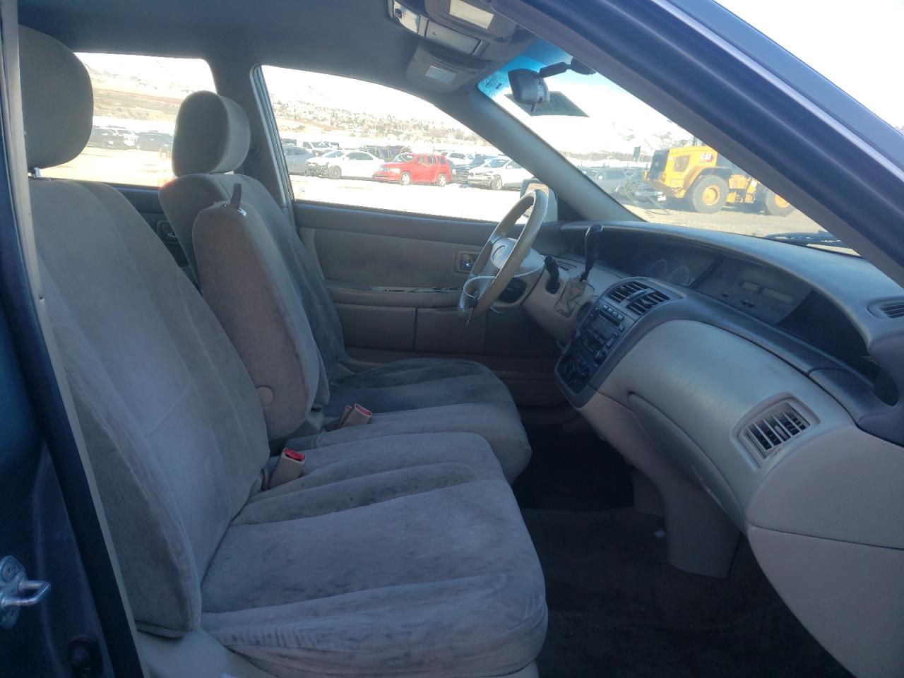 Photo 5 from auction – 2001 TOYOTA AVALON XL with VIN 4T1BF28B31U144222