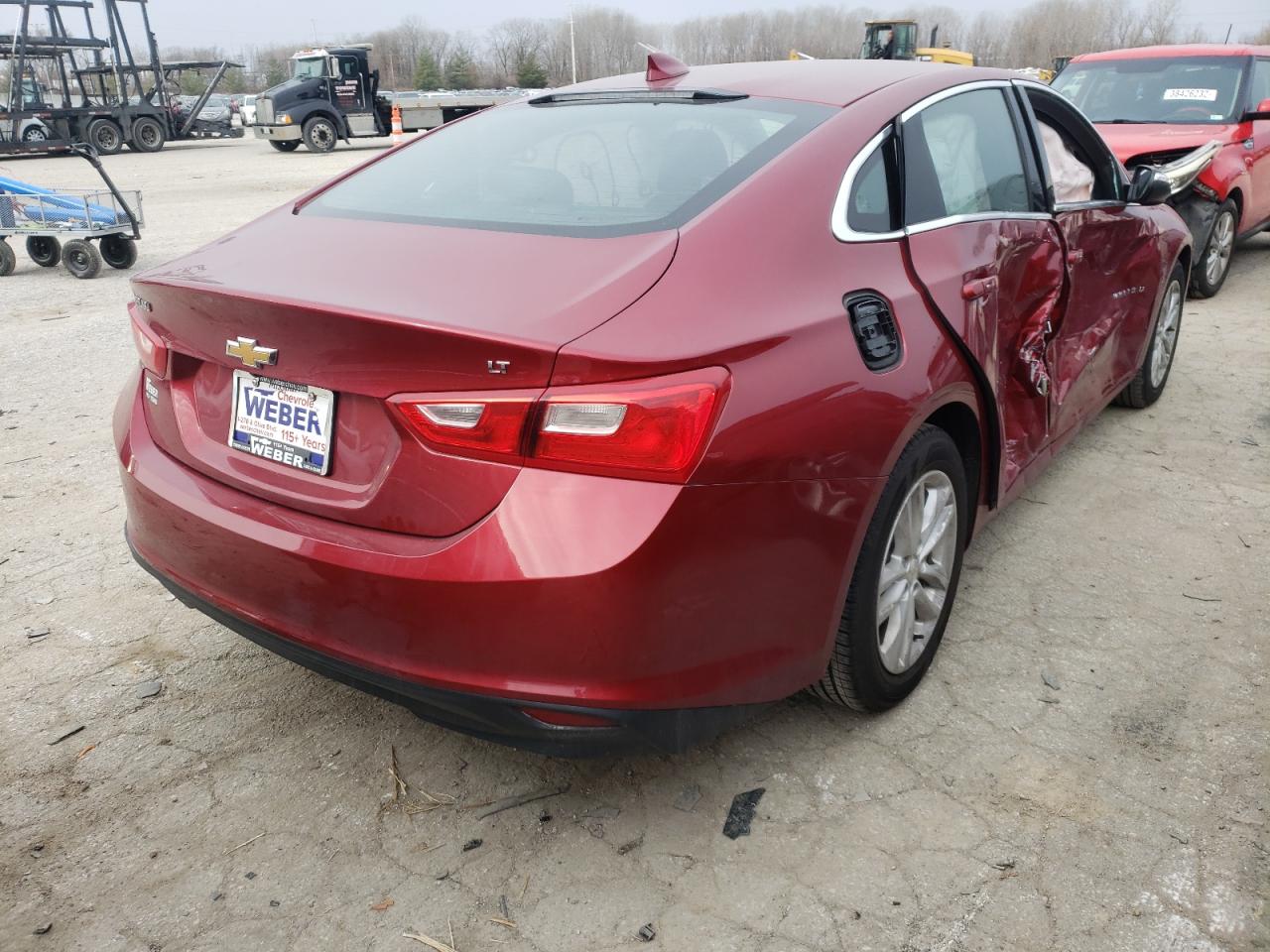 Photo 4 from auction – 2017 CHEVROLET MALIBU LT with VIN 1G1ZE5ST9HF146461