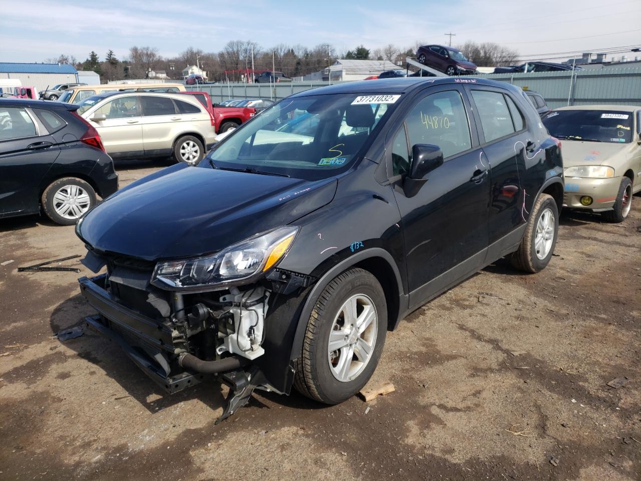Photo 2 from auction – 2019 CHEVROLET TRAX LS with VIN 3GNCJKSB7KL381055