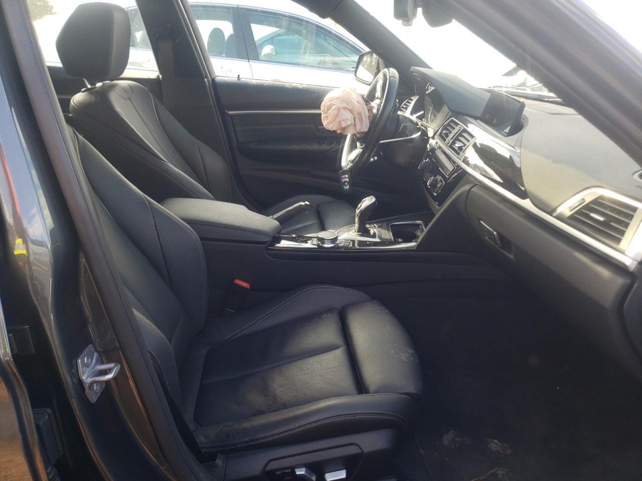 Photo 5 from auction – 2018 BMW 340 I with VIN WBA8B3C53JK384946