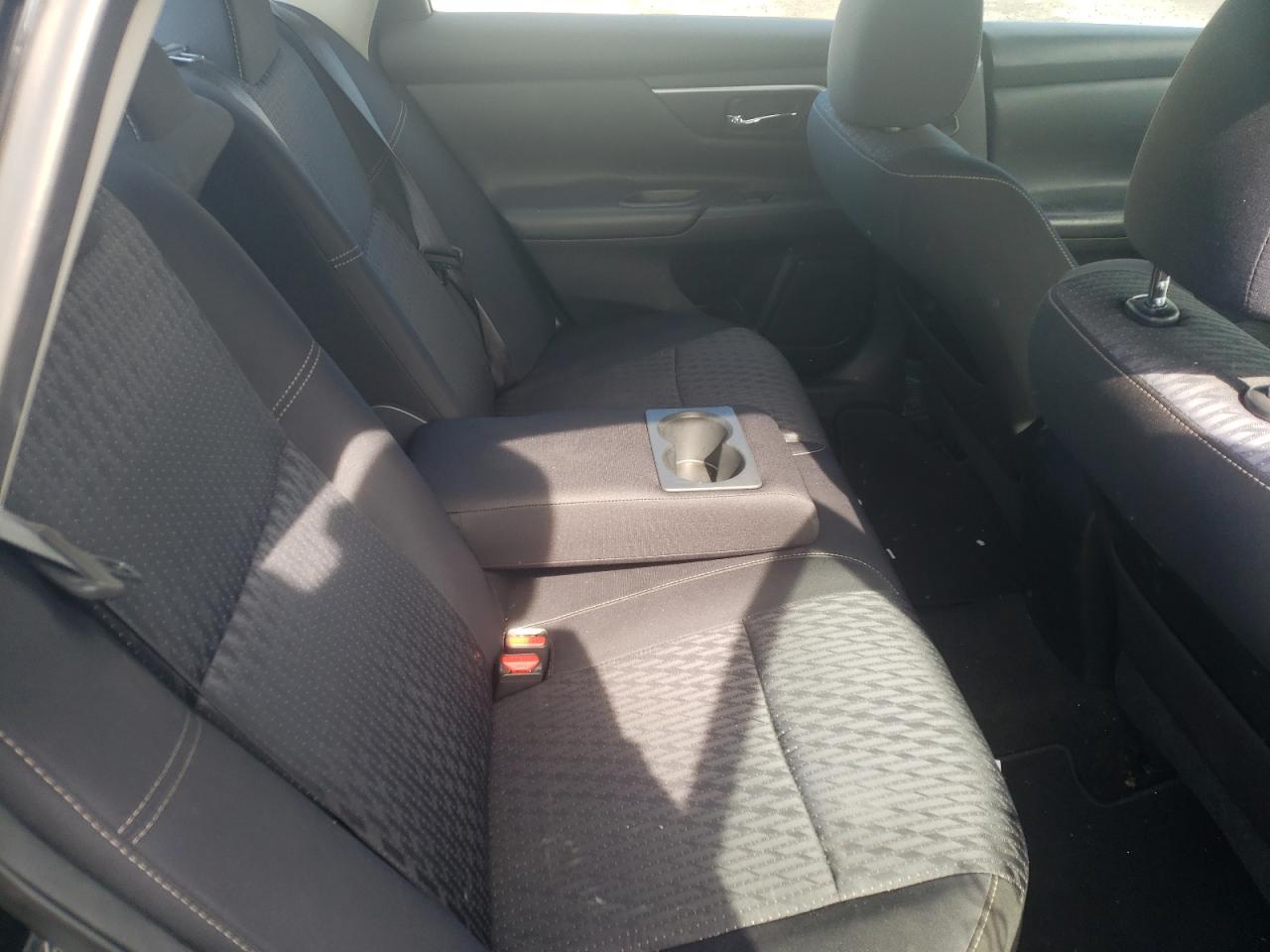 Photo 6 from auction – 2016 NISSAN ALTIMA 2.5 with VIN 1N4AL3AP1GC170178