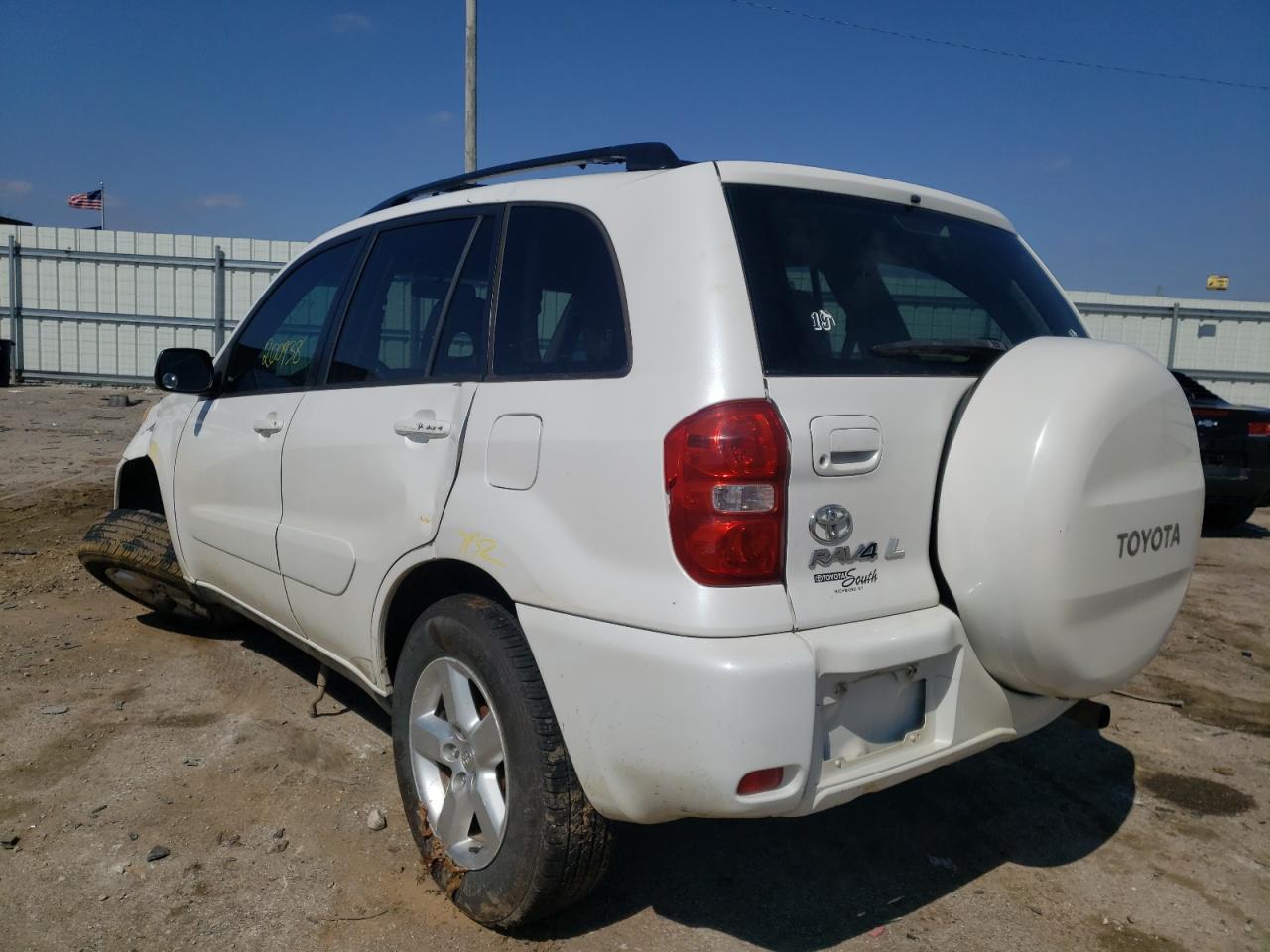 Photo 3 from auction – 2004 TOYOTA RAV4 with VIN JTEHD20V140035680