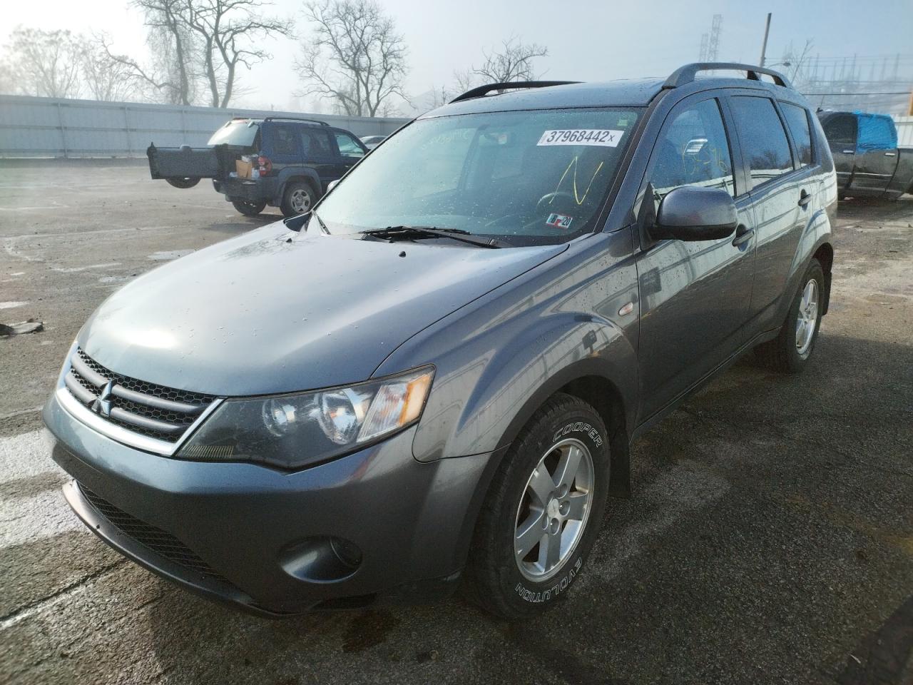 Photo 2 from auction – 2007 MITSUBISHI OUTLANDER with VIN JA4MT31X27U015912