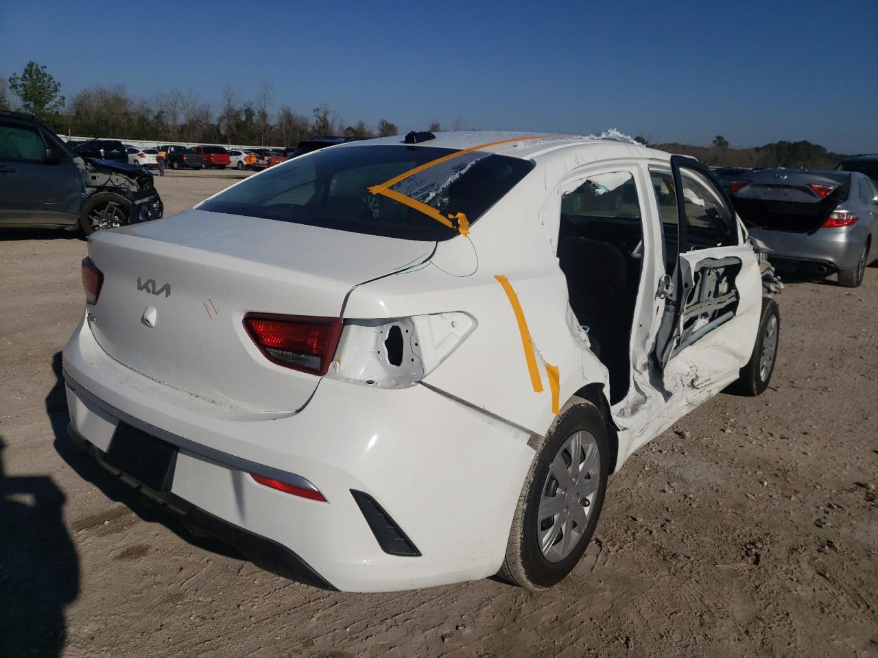 Photo 4 from auction – 2022 KIA RIO with VIN 3KPA24AD6NE448152