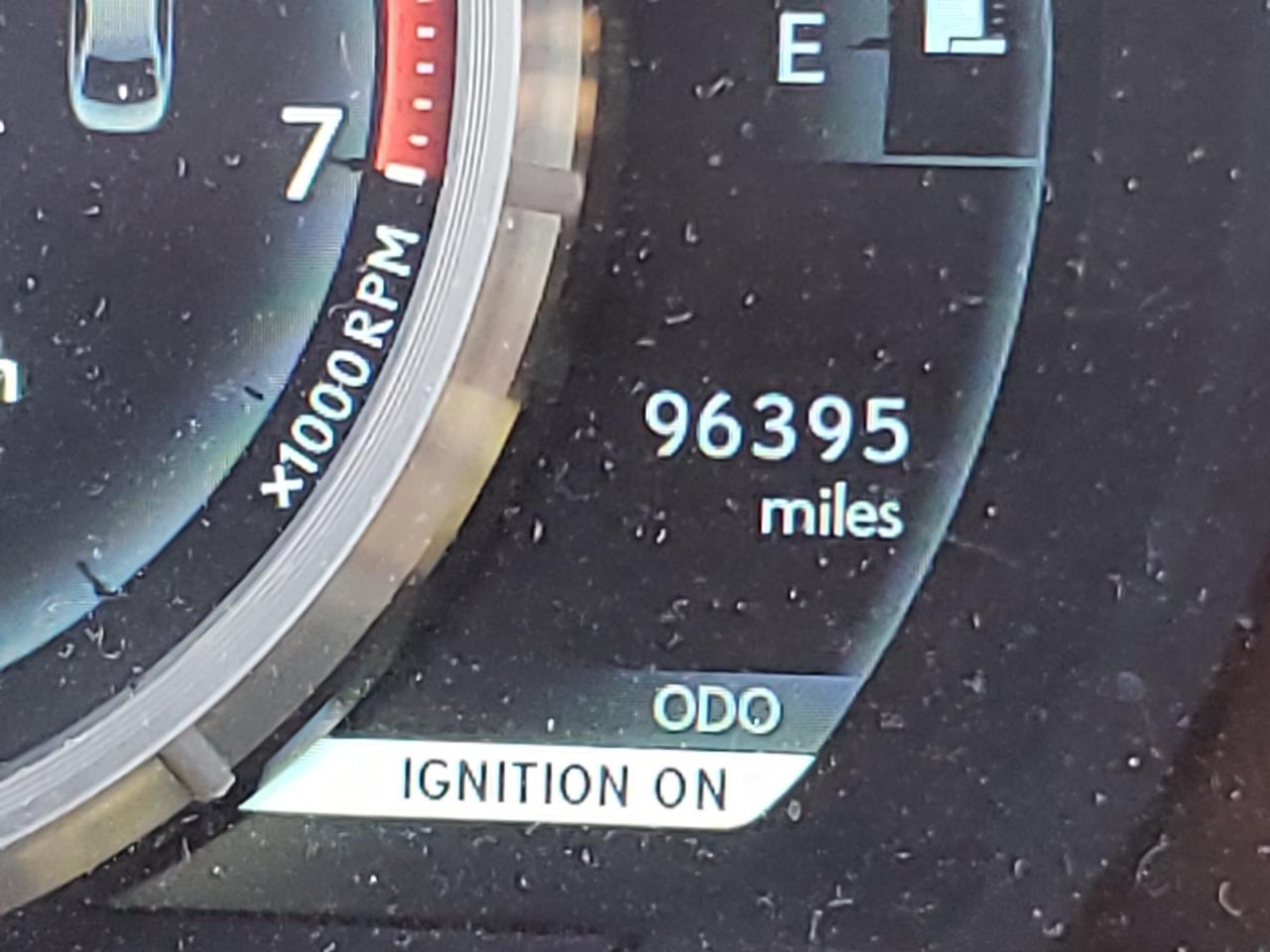 Photo 8 from auction – 2016 LEXUS IS 200T with VIN JTHBA1D22G5038090