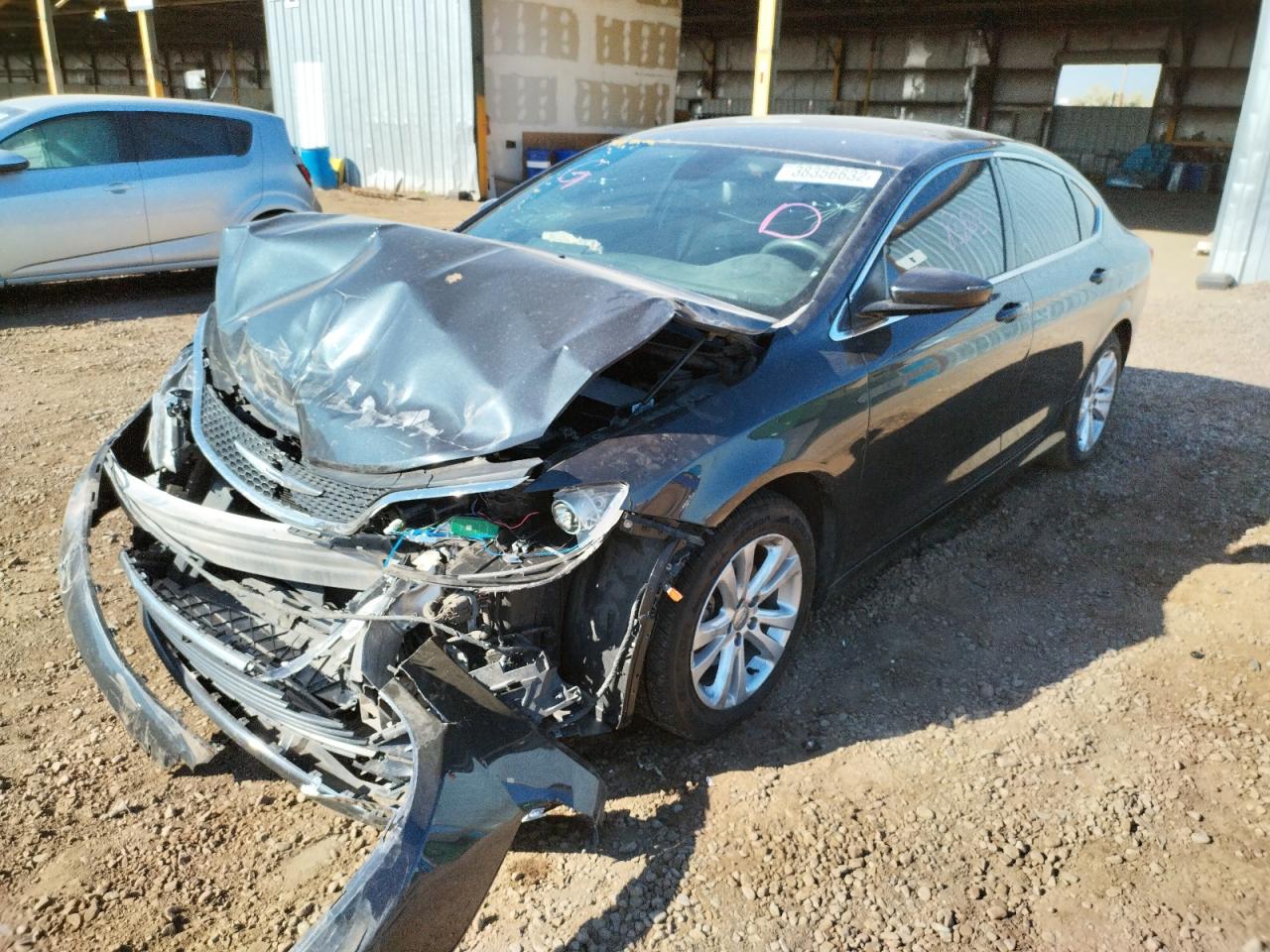 Photo 2 from auction – 2016 CHRYSLER 200 LIMITE with VIN 1C3CCCAB3GN173504