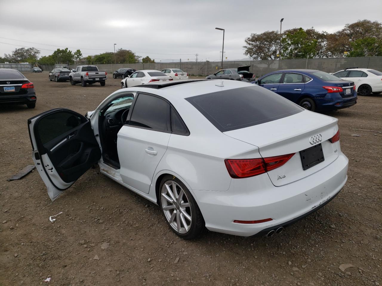 Photo 3 from auction – 2015 AUDI A3 PREMIUM with VIN WAUAJGFF8F1045807