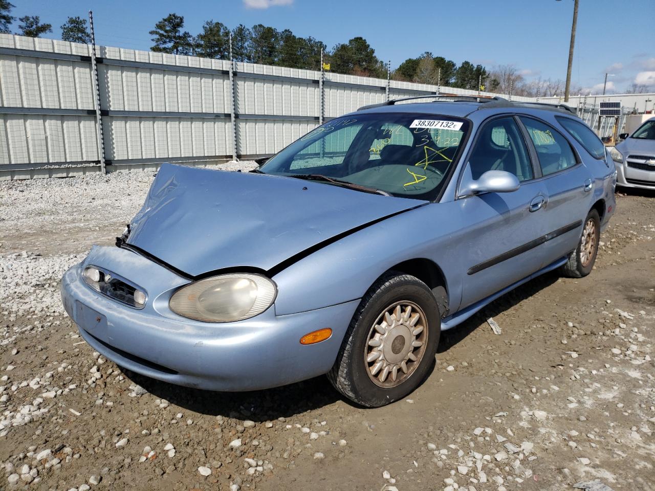 Photo 2 from auction – 1997 MERCURY SABLE GS with VIN 1MELM55U0VA622513