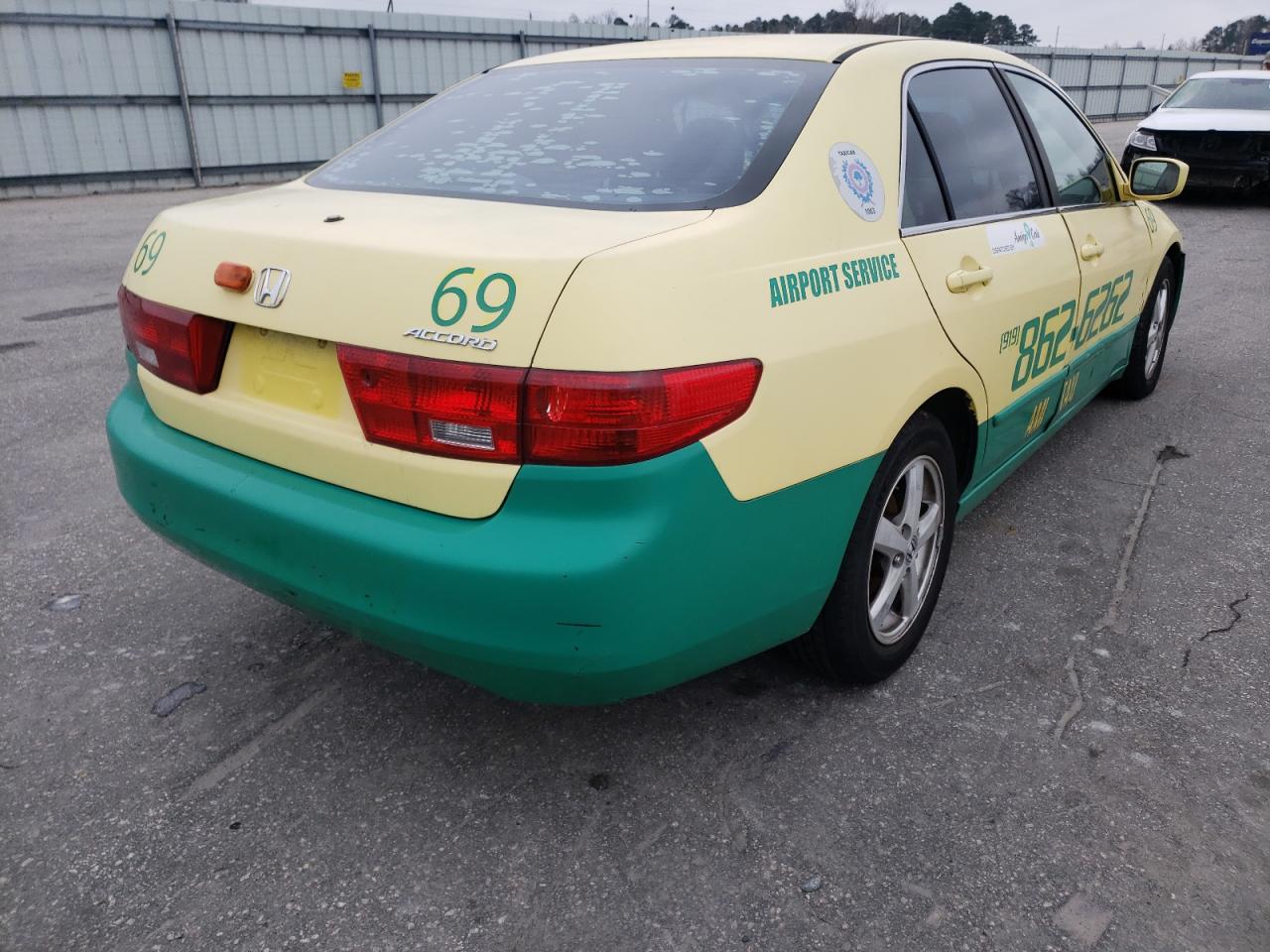 Photo 4 from auction – 2005 HONDA ACCORD with VIN 1HGCM56765A008142