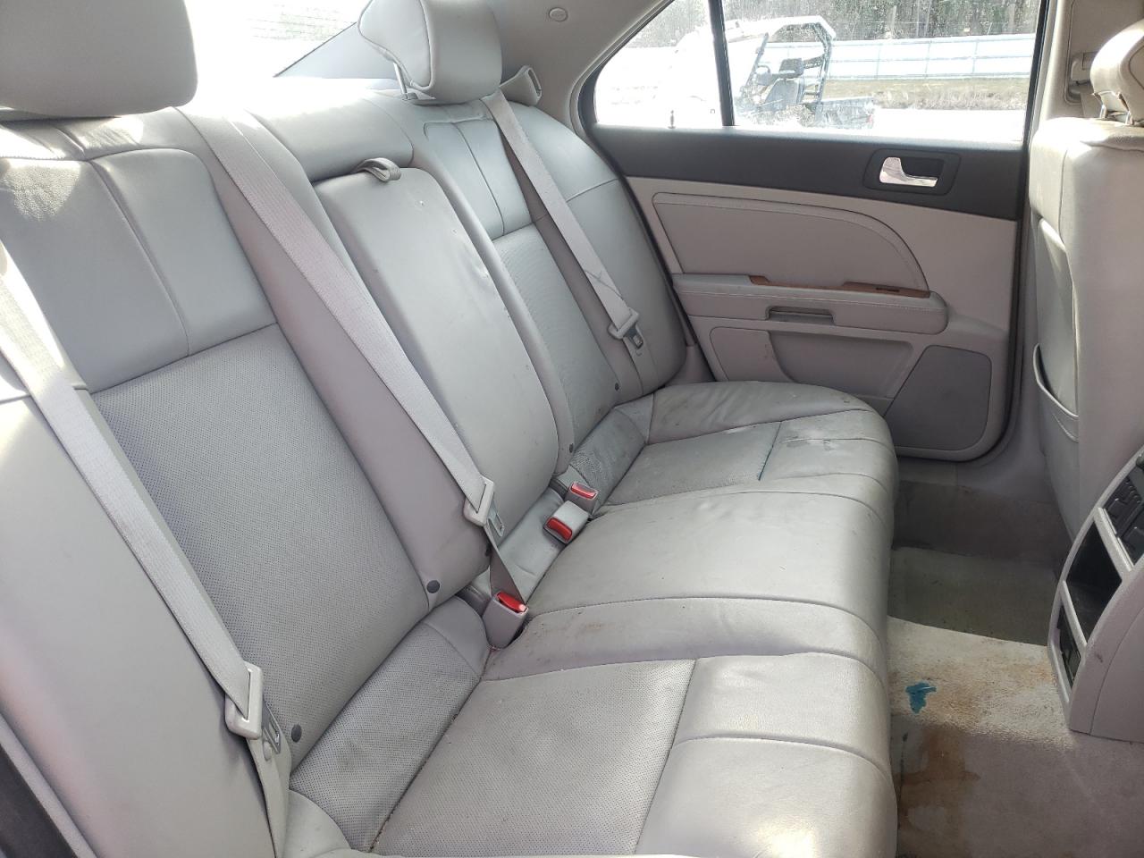 Photo 6 from auction – 2008 CADILLAC STS with VIN 1G6DW67V180124720