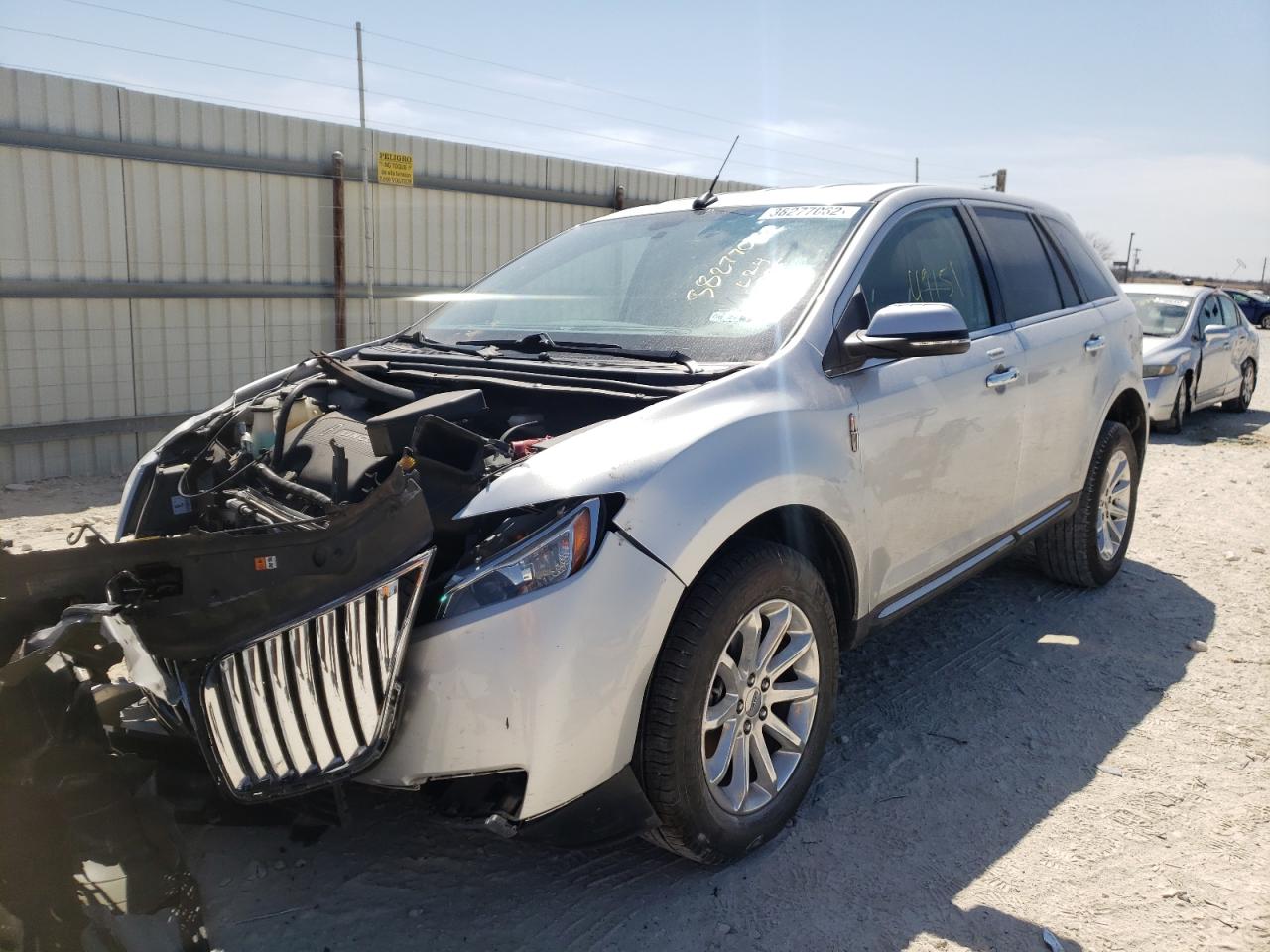 Photo 2 from auction – 2015 LINCOLN MKX with VIN 2LMDJ6JKXFBL24095