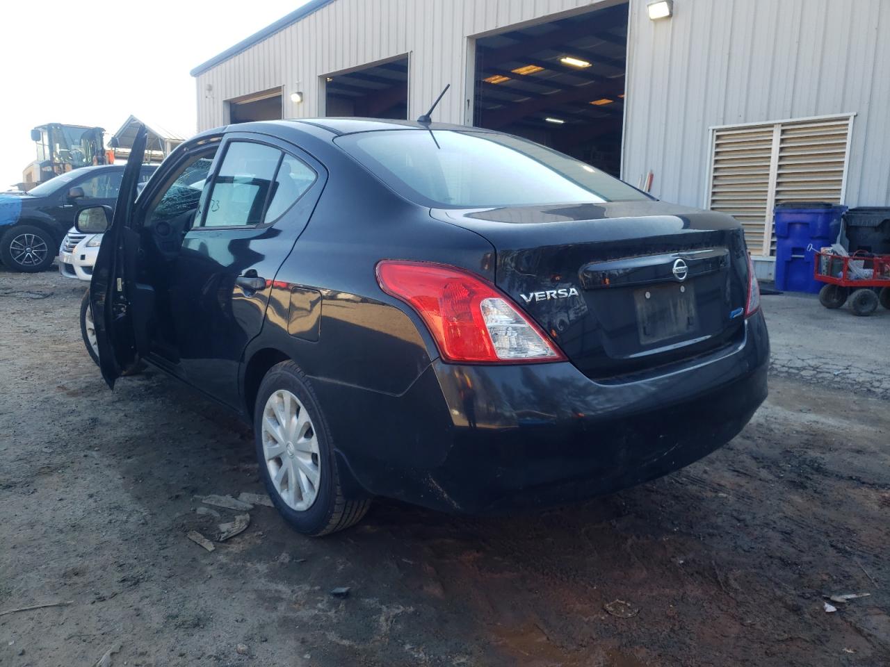 Photo 3 from auction – 2012 NISSAN VERSA S with VIN 3N1CN7AP9CL860685