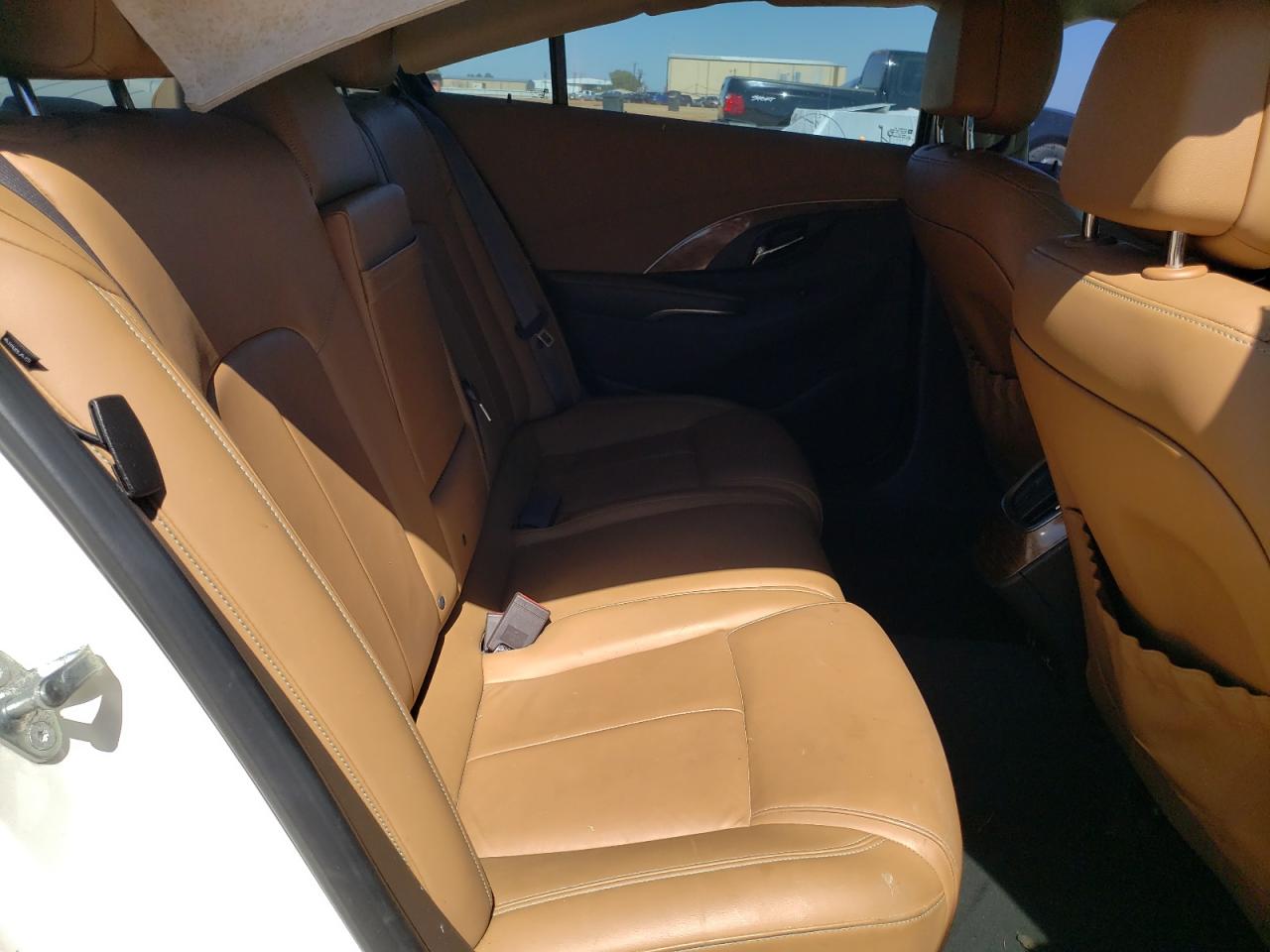 Photo 6 from auction – 2014 BUICK LACROSSE with VIN 1G4GB5G33EF139609