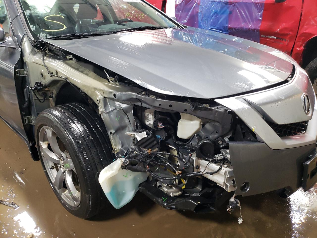 Photo 9 from auction – 2011 ACURA TL with VIN 19UUA9F29BA002520