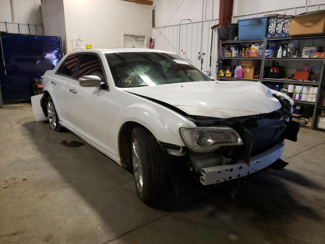CHRYSLER 300C PLATI 2015 with VIN 2C3CCASG7FH899890 - Photo from auction
