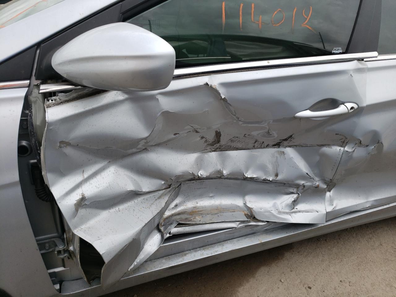 Photo 10 from auction – 2011 HYUNDAI SONATA GLS with VIN 5NPEB4AC7BH148409