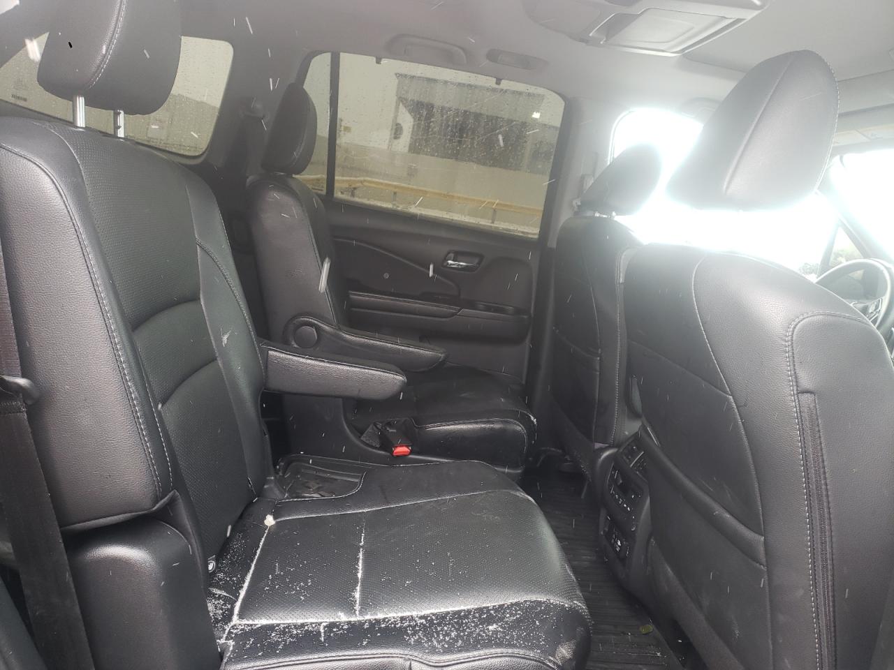 Photo 6 from auction – 2019 HONDA PILOT ELIT with VIN 5FNYF6H00KB018592
