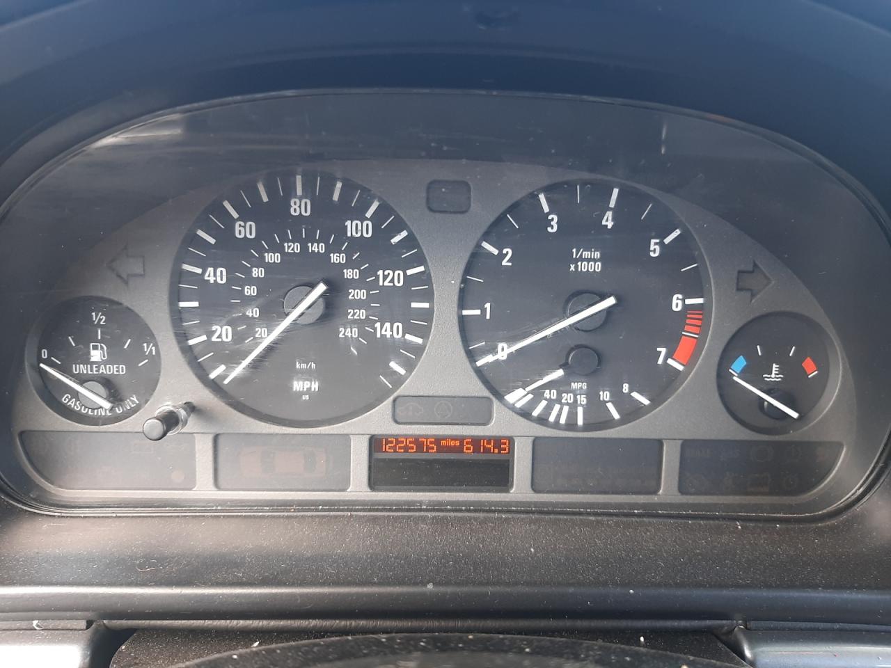 Photo 8 from auction – 1999 BMW 528 I AUTO with VIN WBADM6332XBY20185