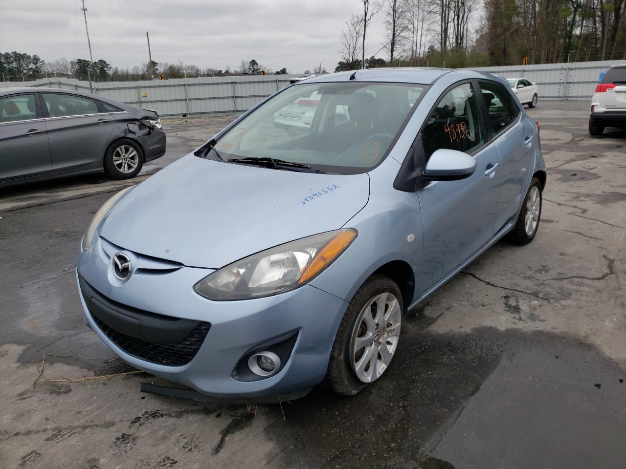 Photo 2 from auction – 2013 MAZDA MAZDA2 with VIN JM1DE1LY2D0157299