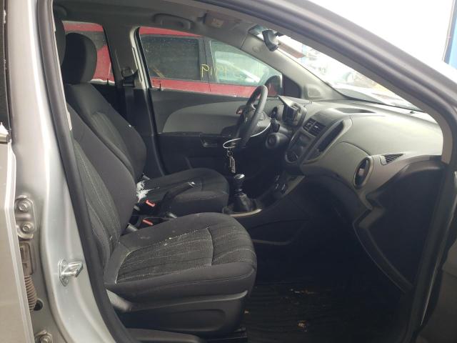 Photo 5 from auction – 2013 CHEVROLET SONIC LT with VIN 1G1JD5SG2D4219419