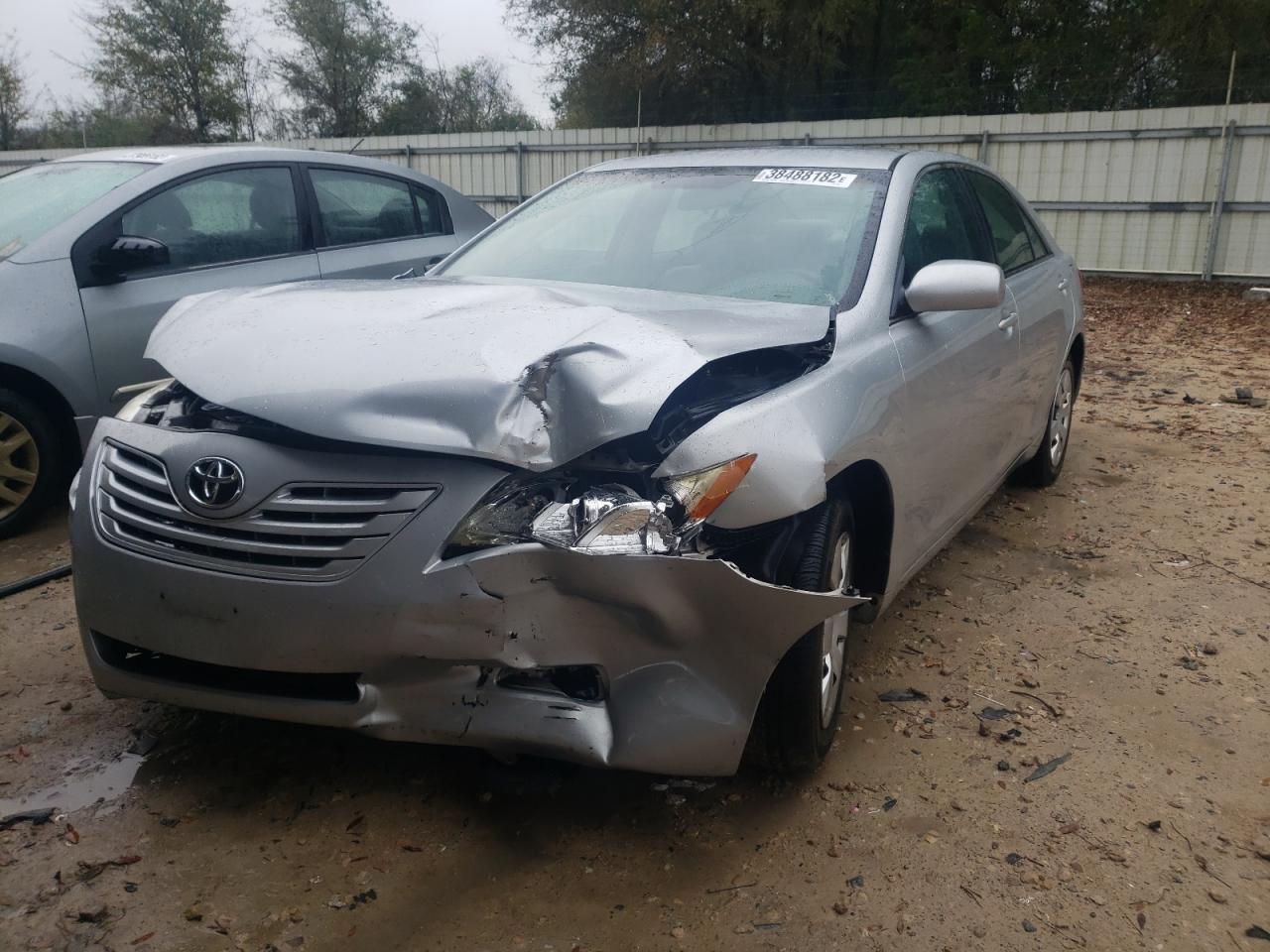 Photo 2 from auction – 2007 TOYOTA CAMRY CE with VIN 4T1BE46K27U053842