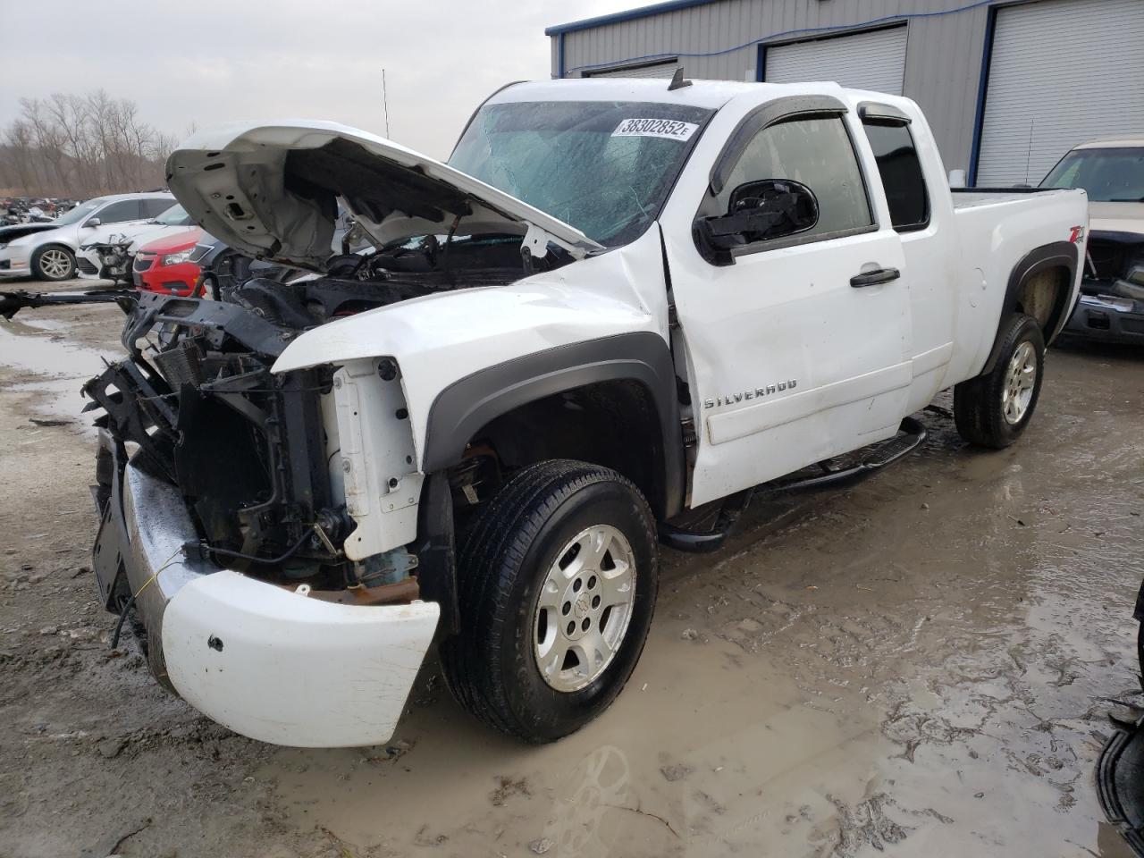 Photo 2 from auction – 2008 CHEVROLET SILVERADO with VIN 1GCEK19048Z220287