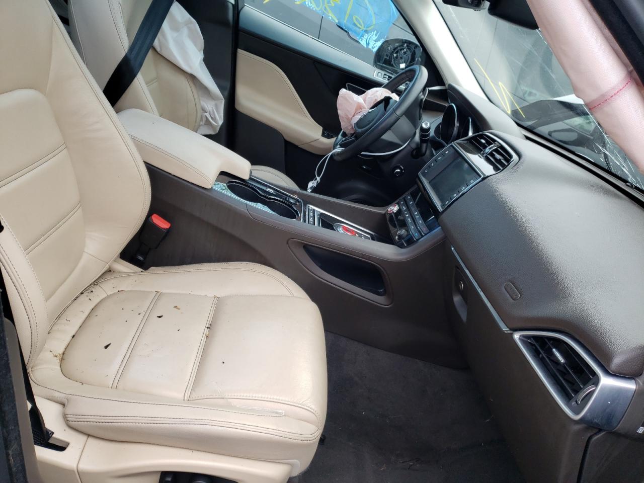 Photo 5 from auction – 2017 JAGUAR F-PACE PRE with VIN SADCK2BV4HA898916