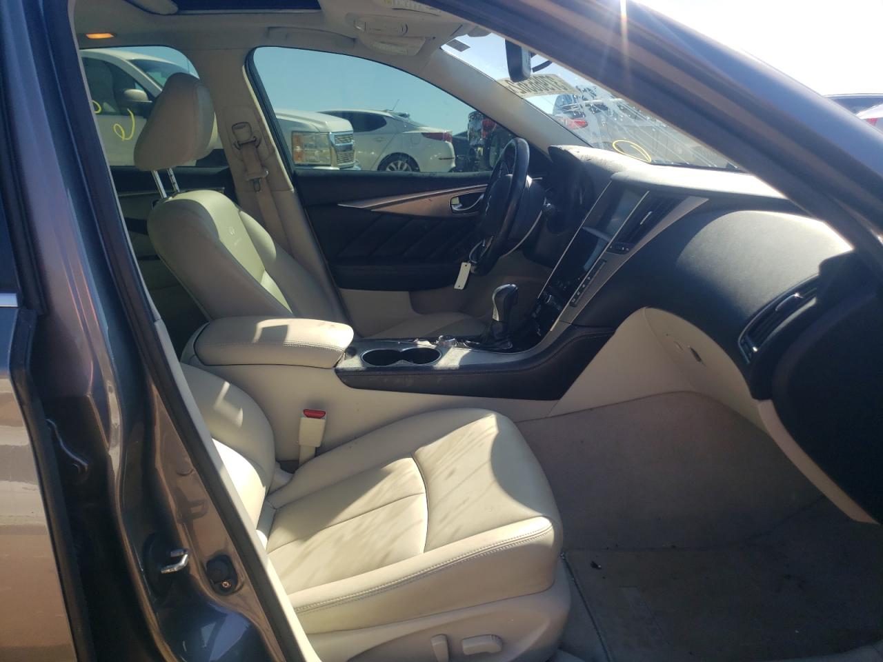 Photo 5 from auction – 2014 INFINITI Q50 BASE with VIN JN1BV7AP8EM685480