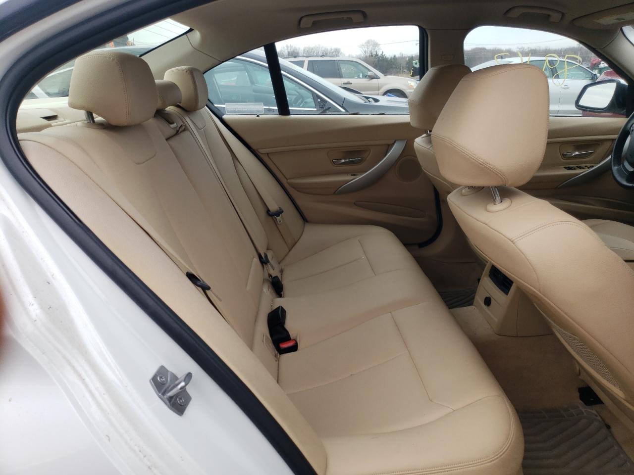 Photo 6 from auction – 2013 BMW 328 I with VIN WBA3A5G55DNP23809