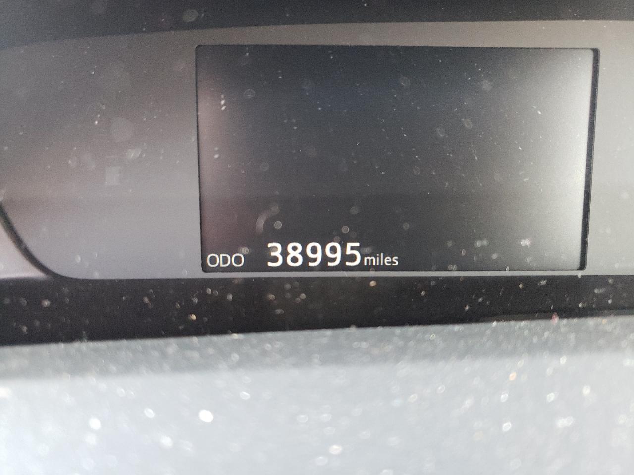 Photo 8 from auction – 2019 TOYOTA PRIUS with VIN JTDKARFU3K3081890