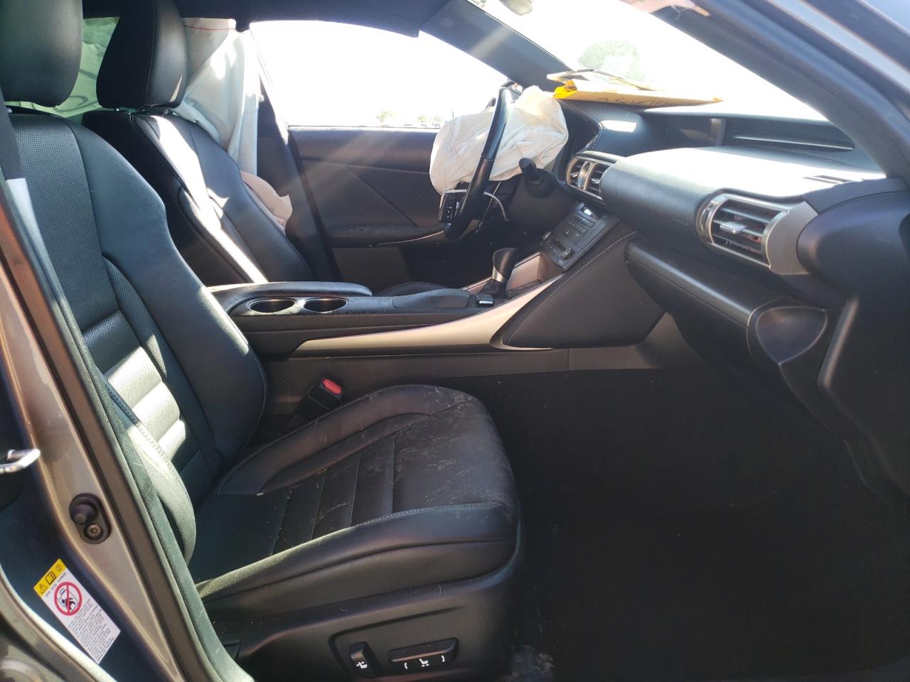 Photo 5 from auction – 2016 LEXUS IS 200T with VIN JTHBA1D22G5038090
