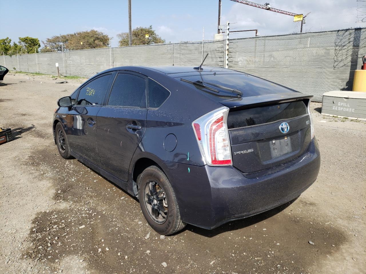 Photo 3 from auction – 2013 TOYOTA PRIUS with VIN JTDKN3DU6D1638567