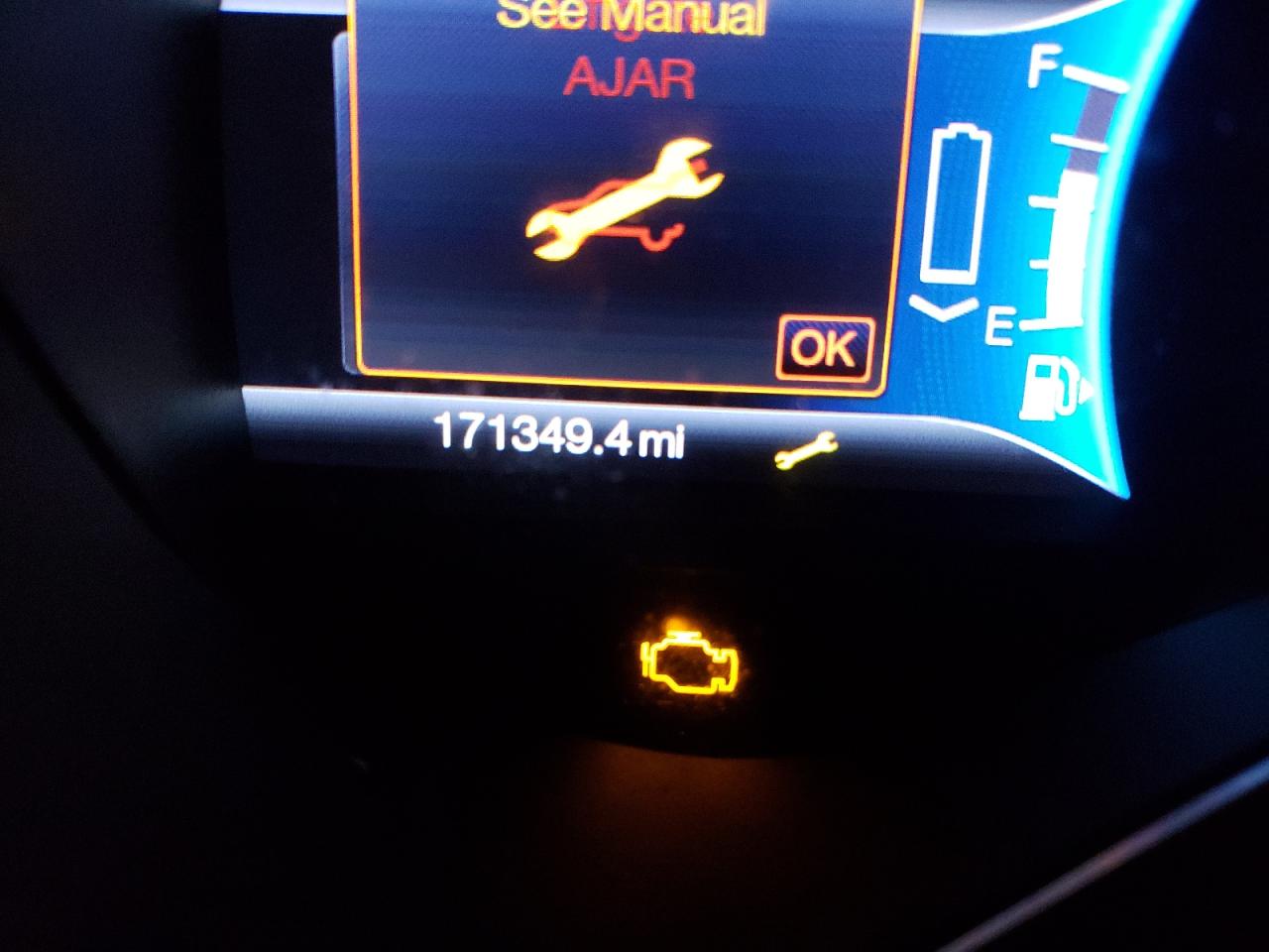 Photo 8 from auction – 2013 FORD C-MAX SE with VIN 1FADP5AU2DL504345
