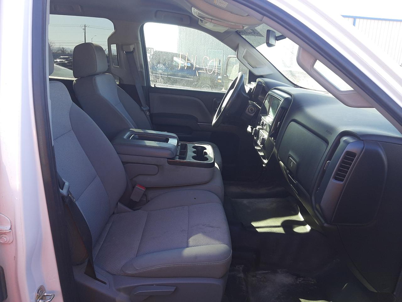 Photo 5 from auction – 2018 CHEVROLET SILVERADO with VIN 1GC1CUEG7JF275288