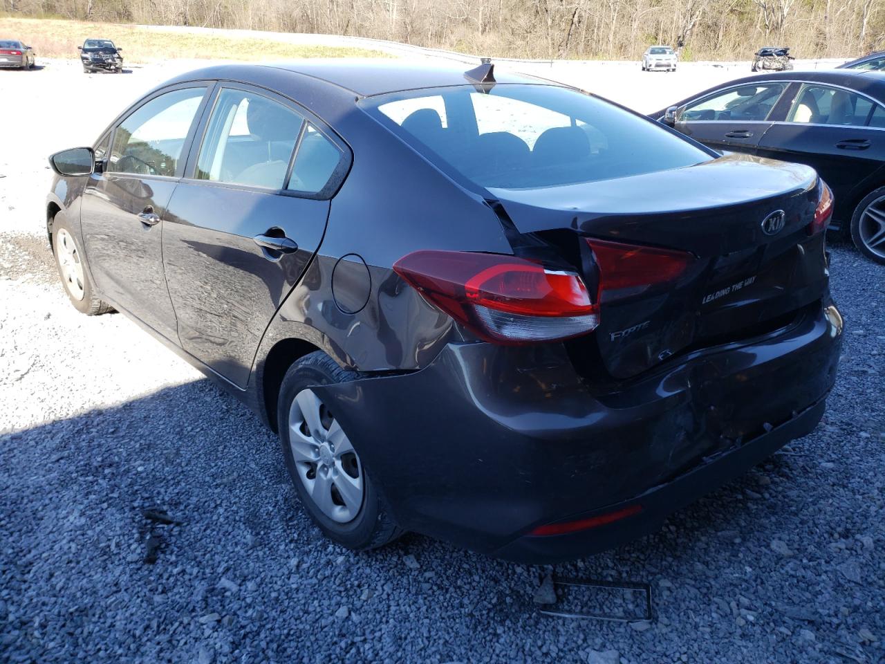 Photo 3 from auction – 2018 KIA FORTE LX with VIN 3KPFK4A75JE180804