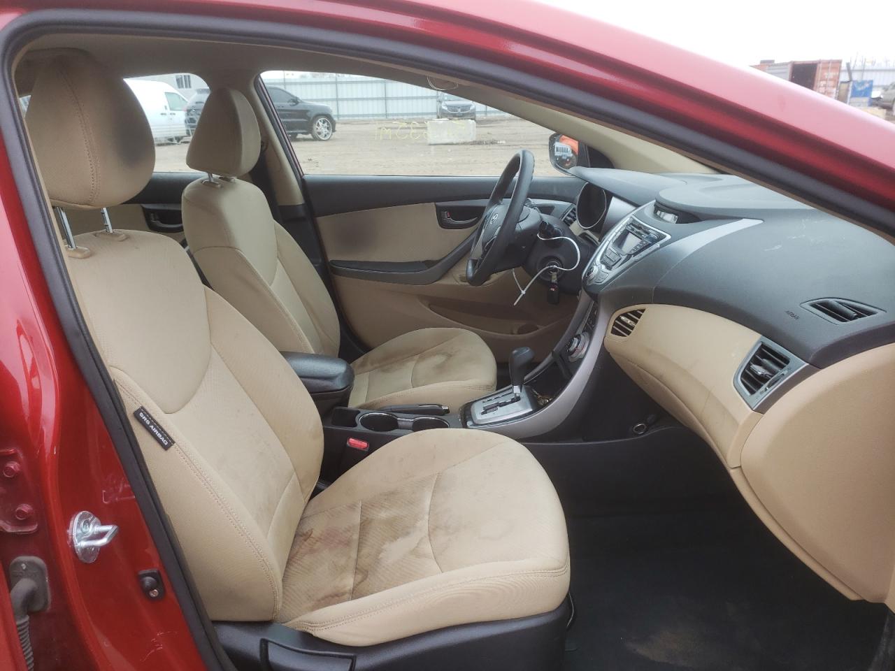 Photo 5 from auction – 2012 HYUNDAI ELANTRA GL with VIN KMHDH4AE1CU466735