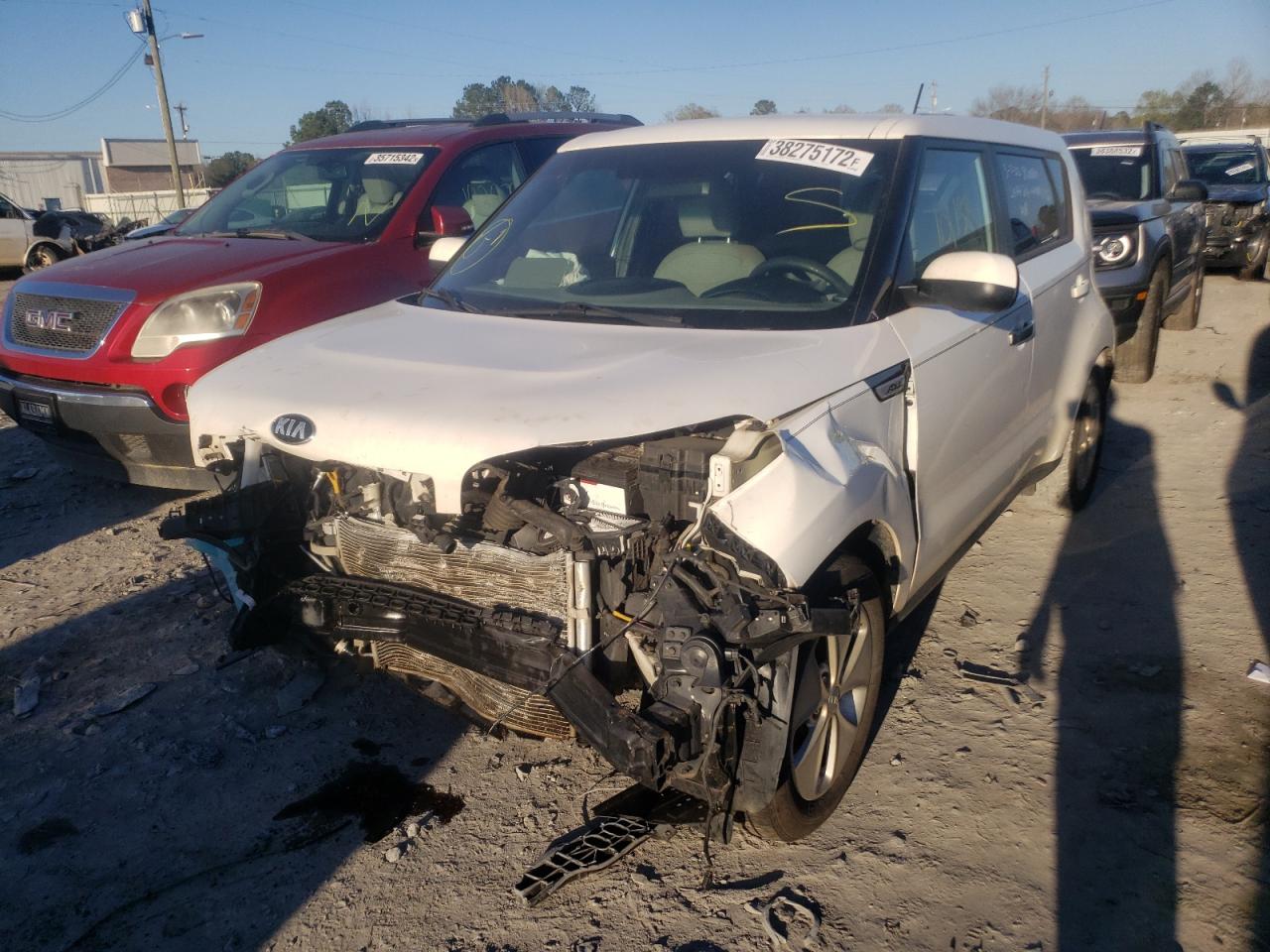 Photo 2 from auction – 2015 KIA SOUL with VIN KNDJN2A2XF7235538
