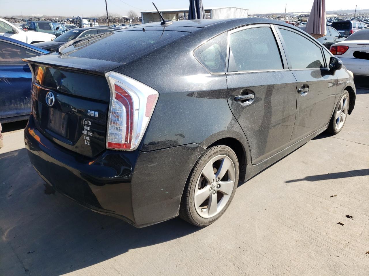 Photo 4 from auction – 2013 TOYOTA PRIUS with VIN JTDKN3DUXD5609971