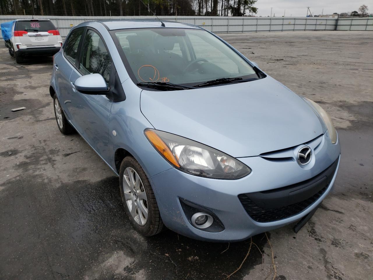 MAZDA MAZDA2 2013 with VIN JM1DE1LY2D0157299 - Photo from auction